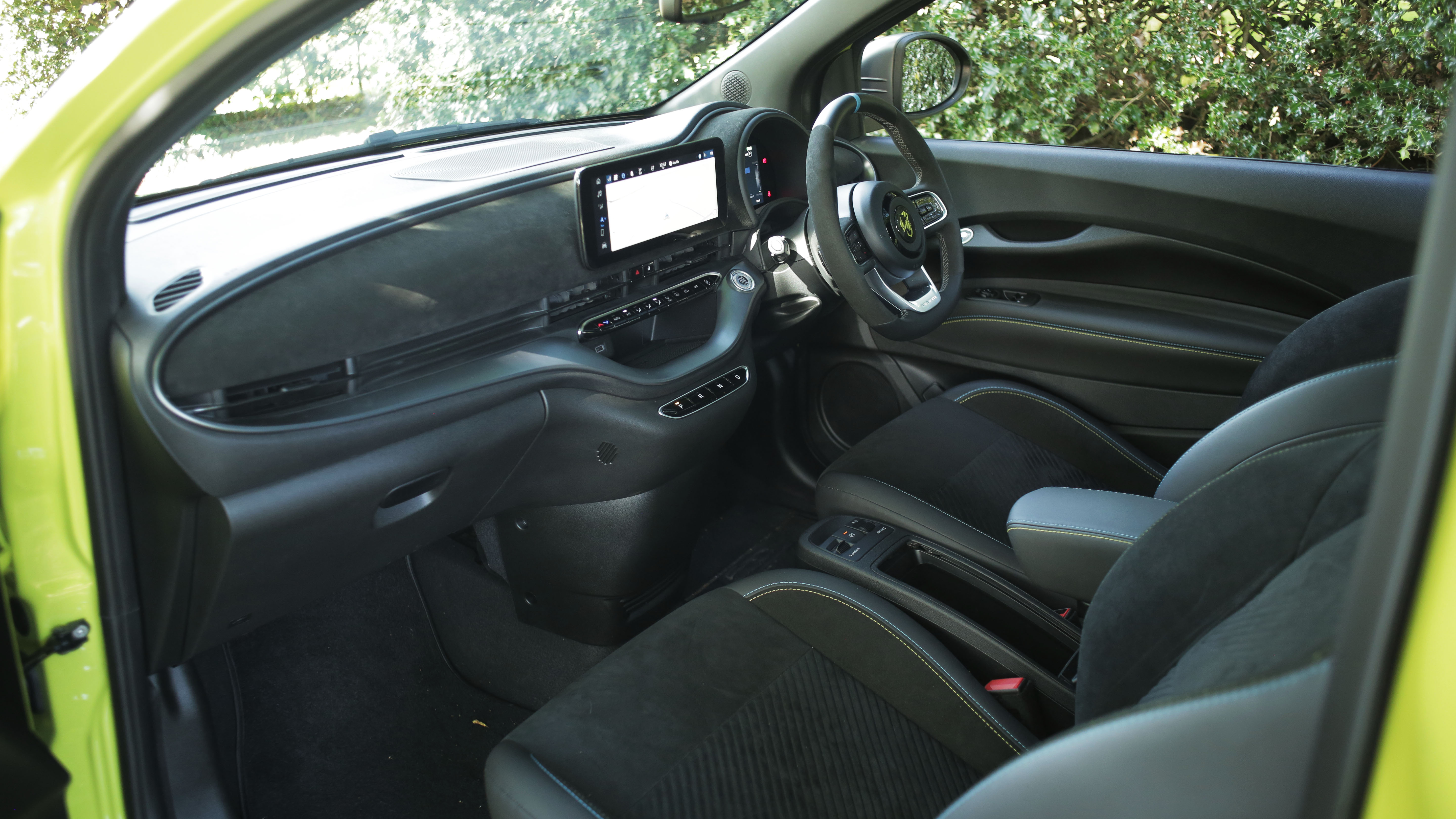 ABARTH 500 ELECTRIC HATCHBACK 114kW 42.2kWh 3dr Auto
